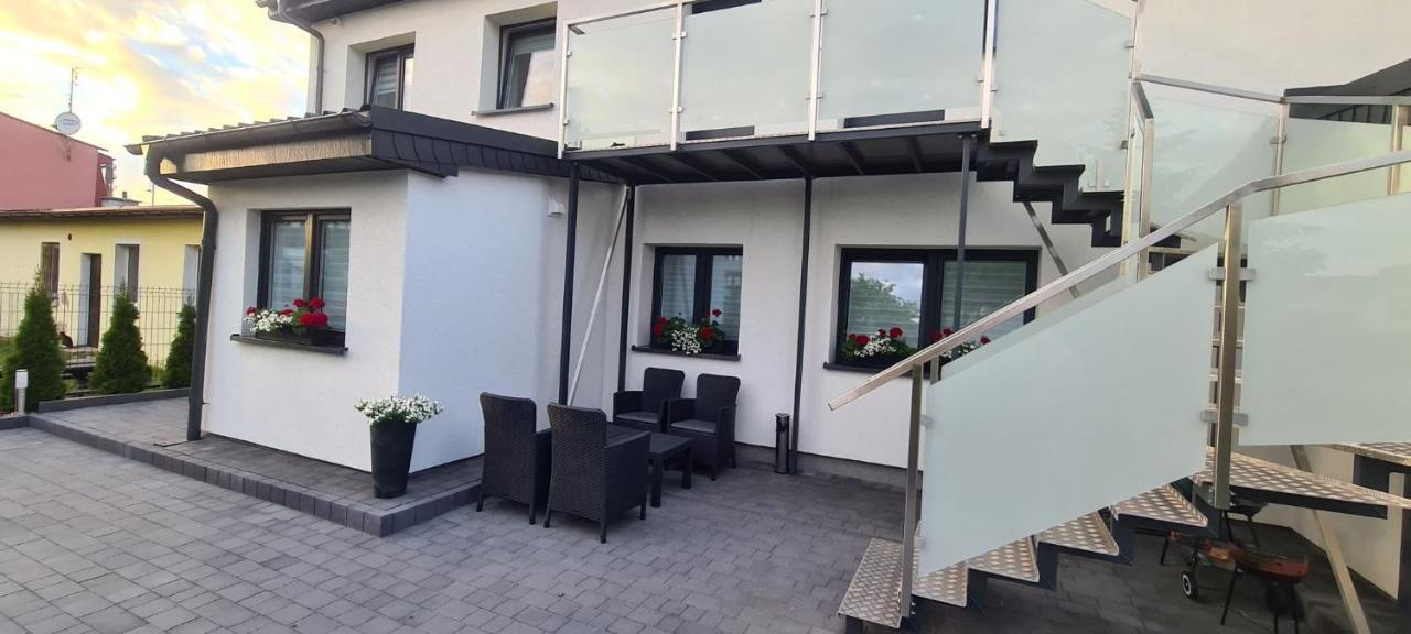 Apartamenty Happy Lebork Bagian luar foto